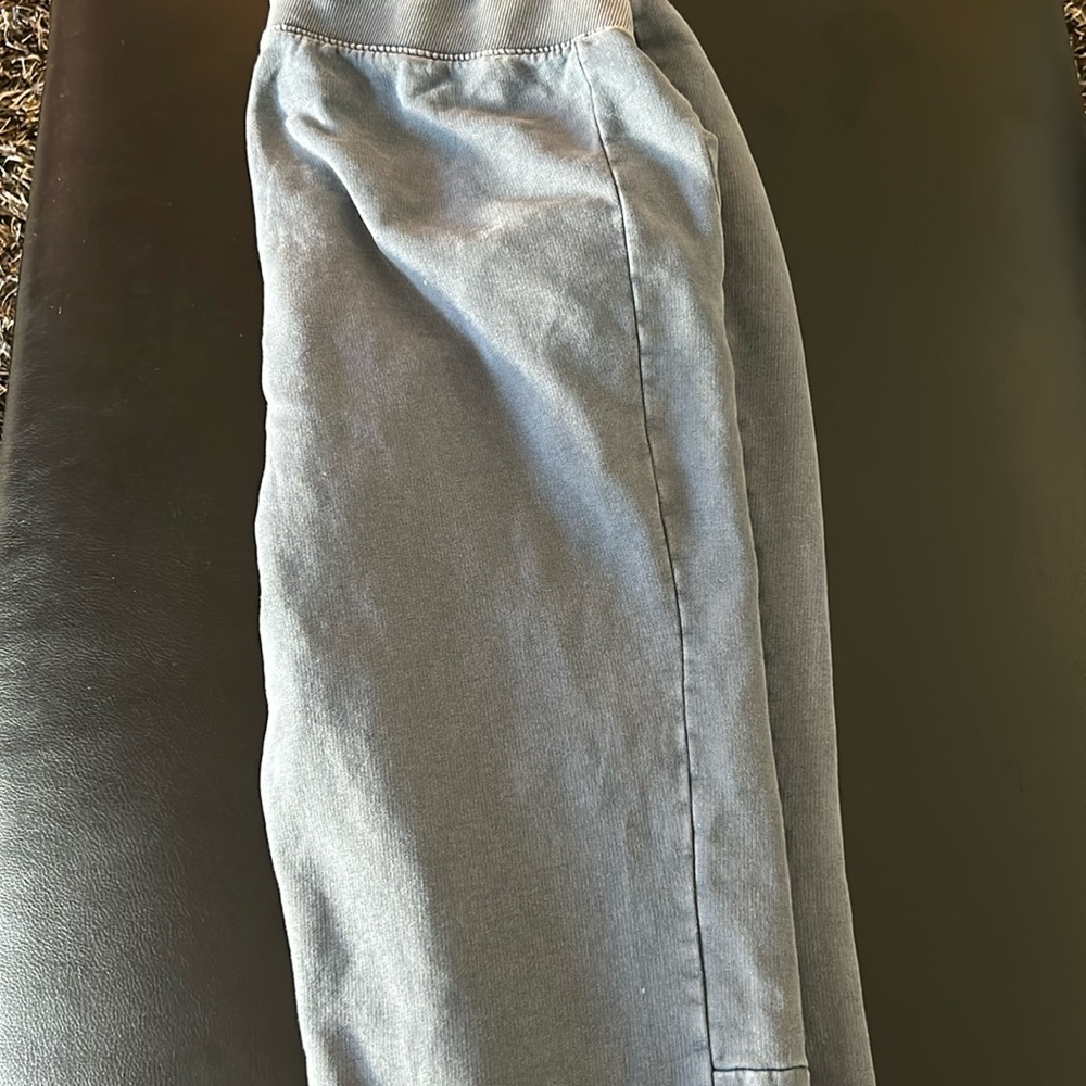Guess joggers